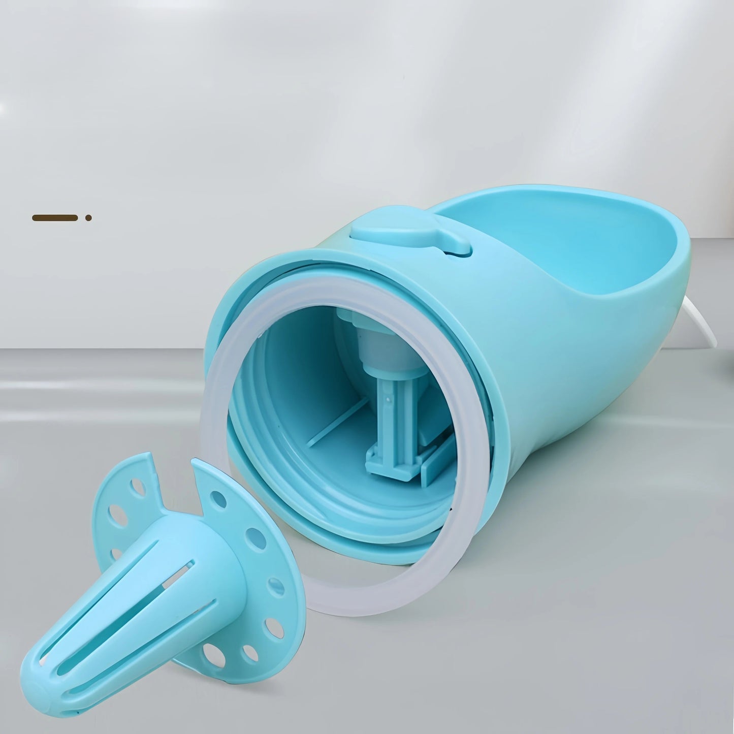 Bellas DuoBottle: Futter und Wasser